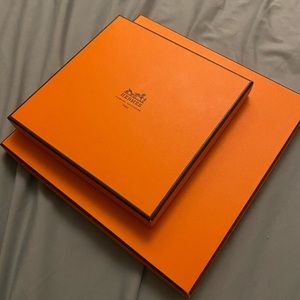 Hermes box